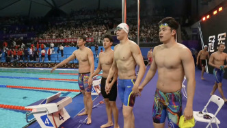 全國(guó)游泳冠軍賽男子4x200米自由泳接力決賽，潘展樂(lè)汪順孫楊費(fèi)立緯合力奪冠