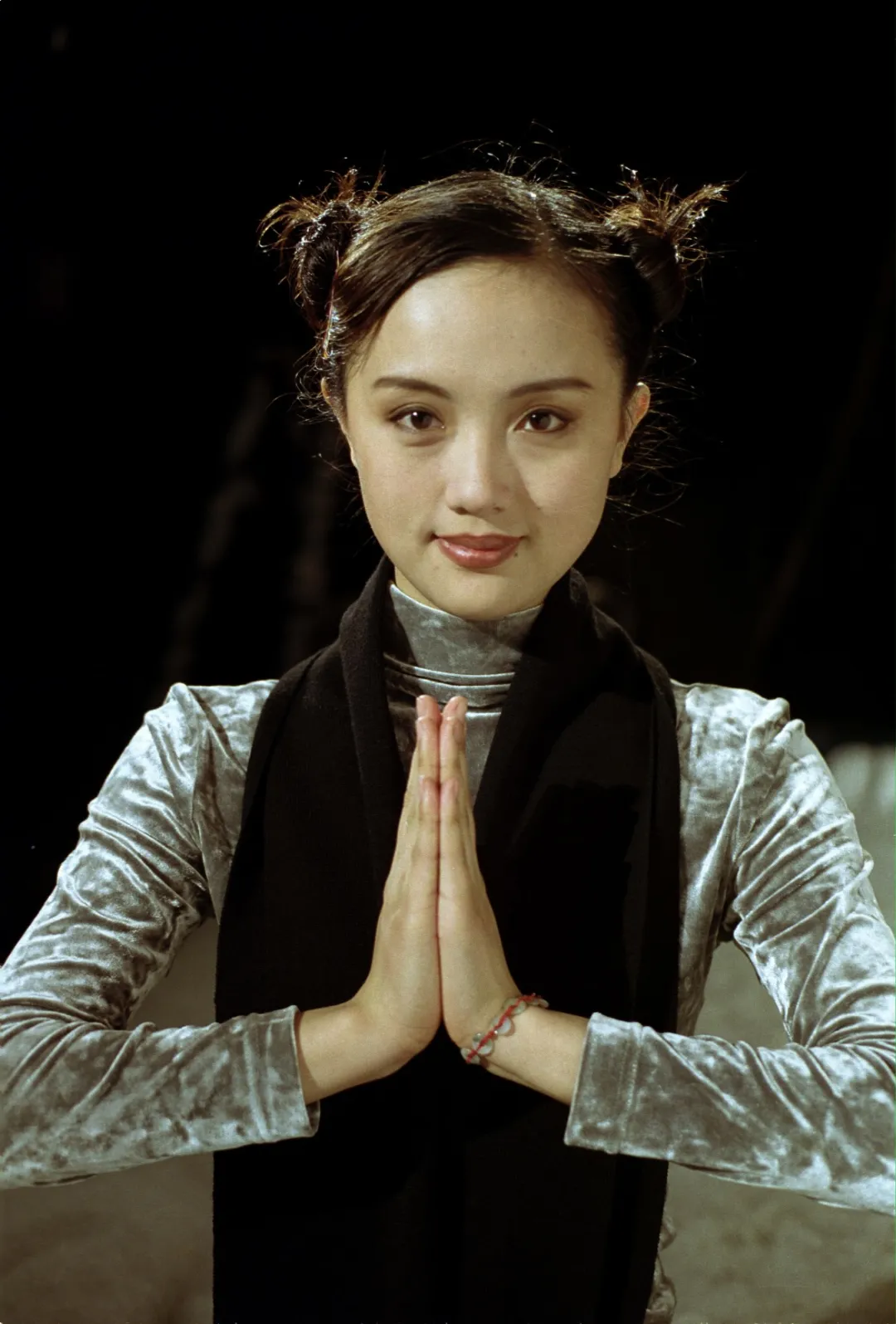 中国国家话剧院同事撰文悼念朱媛媛