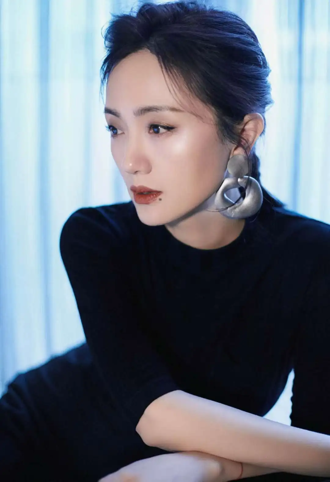 中国国家话剧院同事撰文悼念朱媛媛