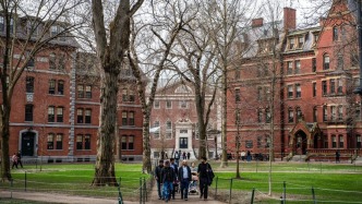 美国政府暂停哈佛大学招收国际学生资格