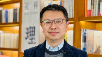 对话华师大教授钱卫宁：AI正在消解老师的权威