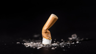 警惕身边的“隐形烟害”：二手烟与三手烟的健康威胁丨科普时间