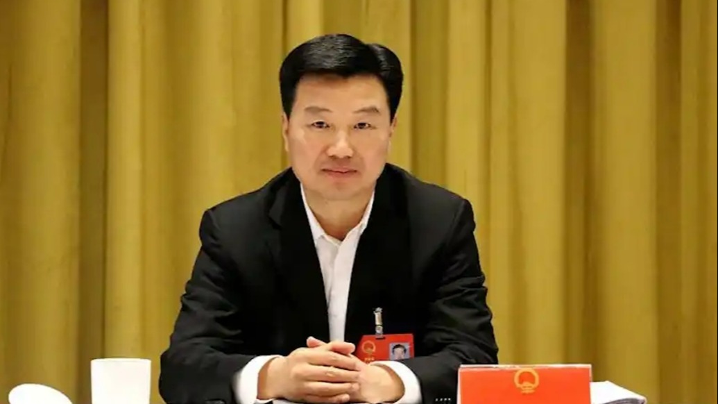 违规为他人谋取人事利益，“75后”铜陵原常务副市长何田被“双开”