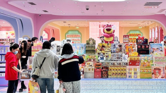 名創優品一季度利潤跌超兩成，葉國富：提前備貨應對關稅政策