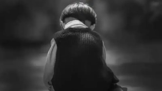 接连有孩子因“棍棒教育”离世，法治日报刊文：拒绝暴力管教应成家庭教育底线