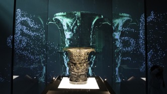 人民日報(bào)頭版頭條：文化強(qiáng)國建設(shè)譜寫時(shí)代華章