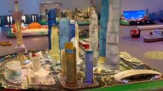 用樂高積木拼搭的上海外灘和陸家嘴，在這里盡收眼底