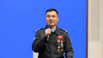 特巡警陈强：三次为国出征，维和期间24小时枪不离身