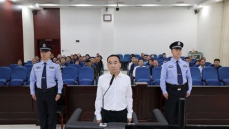 安順市委原常委、西秀區(qū)委原書記湯輝受賄、洗錢案一審開庭