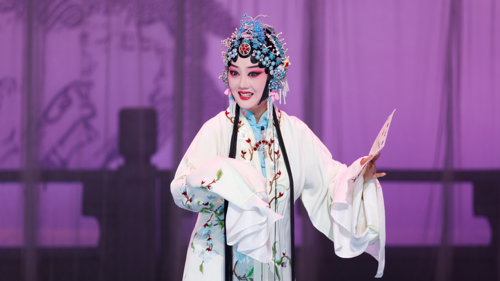 30余处华丽高音，京剧《诗文会》展现高亢华美张派唱腔