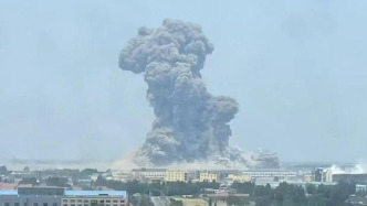 山東高密一化工廠發生爆炸，生態環境部門第一時間到現場監測