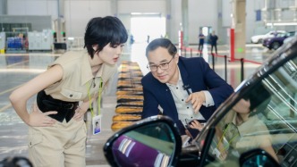 朱華榮回應姚安娜入職阿維塔：更多是品牌的推廣宣傳