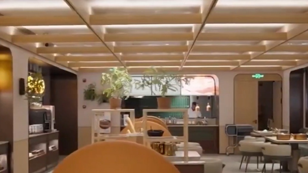 相比去年，全國“客房15間及以上”酒店增加3.28萬家