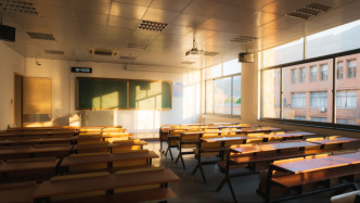 教育部：2025年全国高考报名人数1335万人