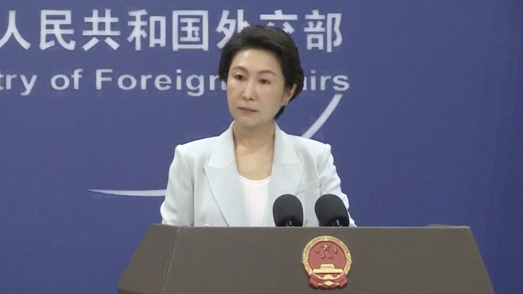 日方通報(bào)稱中國(guó)遼寧艦編隊(duì)穿越宮古海峽,外交部回應(yīng)