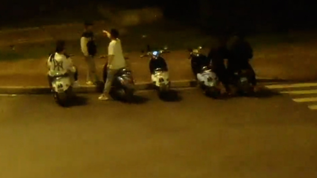改裝車夜間“炸街” 擾民，柳州警方無人機+路面警力聯(lián)動執(zhí)法