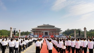随州寻根节创新密码：AI赋能实现“云端观礼”，产业联动助推经济发展