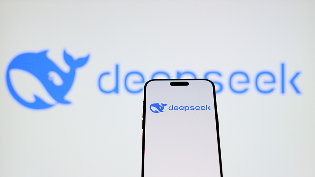DeepSeek官宣R1升级：提升思维深度与推理能力，整体表现已接近国际顶尖模型