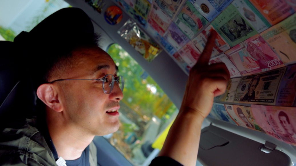 魔都怎么樣丨當(dāng)E人網(wǎng)約車司機遇上火熱入境游