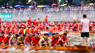 端午節賽龍舟！60人一船的龍舟賽，外國友人直呼開眼了