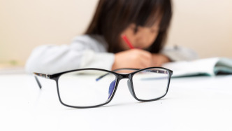 去年上海6—18岁儿童青少年近视率同比下降1.5个百分点