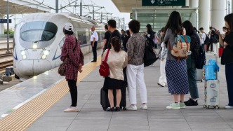 長三角多地火車站今日午后起將迎返程客流高峰，預計發送370萬人次