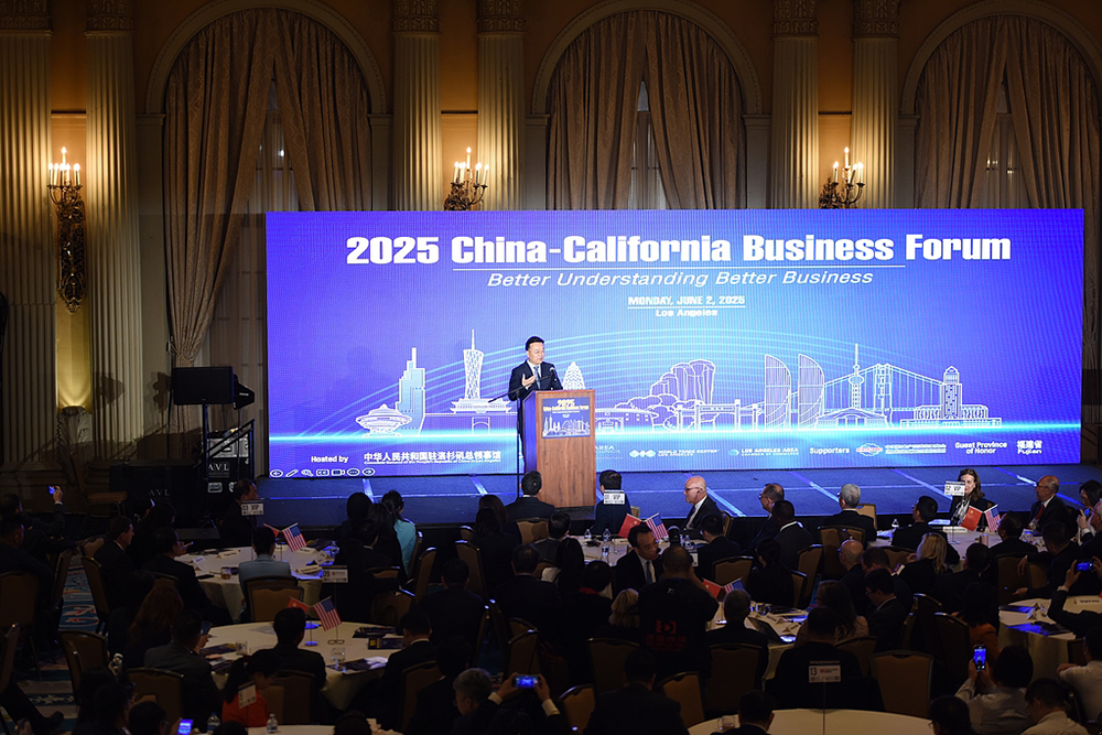 2025年中国—加州经贸论坛在美国洛杉矶举行