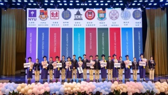 “空間塑造人，人亦成就空間”，十位高中生在畢業(yè)典禮上講述大學申請之路的苦與樂