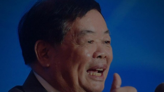 曹德旺：我賺了百億，也不過是吃碗飯罷了
