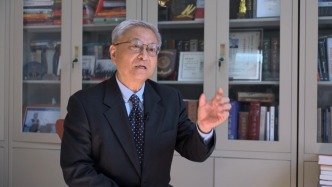 專訪｜美方為何急于和中方通話？閻學(xué)通：美國壓力巨大已等不及了