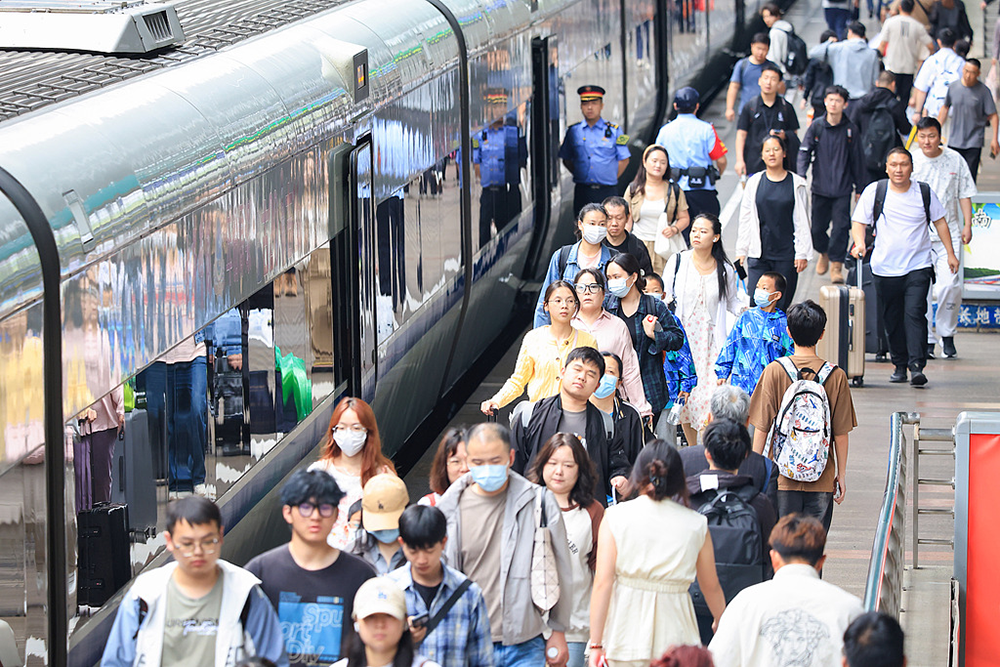 铁路端午假期运输收官：累计发送7875.2万人次，创历史同期新高