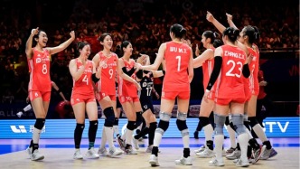 新一代中國女排用勝利啟航，年輕人有朝氣更有試錯的勇氣