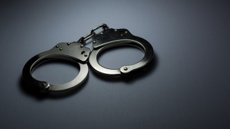 故意駕車傷人涉嫌犯罪，陜西寶雞一社區書記被刑拘并免職
