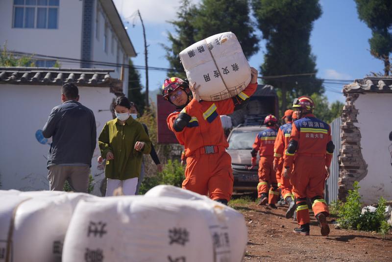 云南大理洱源县5.0级地震致5988人受灾，暂无人员伤亡