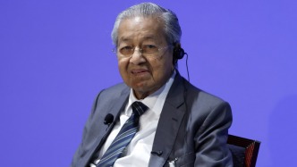 馬來西亞前總理馬哈蒂爾：企圖遏制或擊敗中國的想法都不切實際
