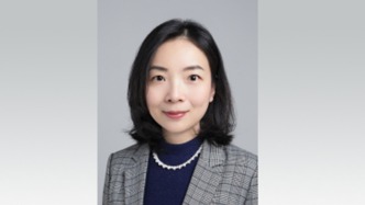 復旦副教授朱彥加入華東師大：任外語學院教授，多次編寫大中小學教材