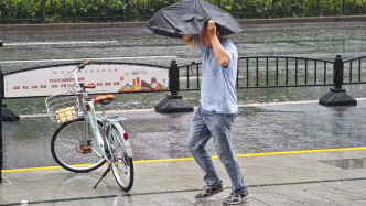 上海今天上午陰有陣雨或雷雨，局部地區雨量可達大到暴雨