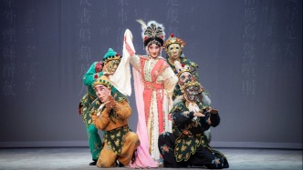 上昆新一季“五子登科”：武旦全員上陣，“五毒戲”首次演全