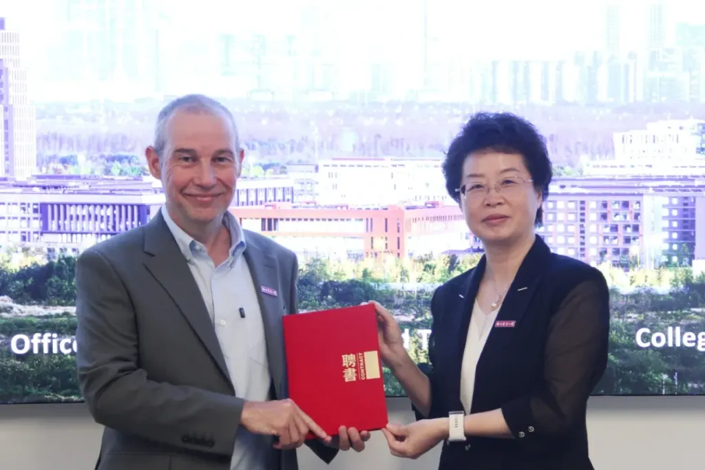 国际知名昆虫生态学家杰森·查普曼全职加盟南京农业大学