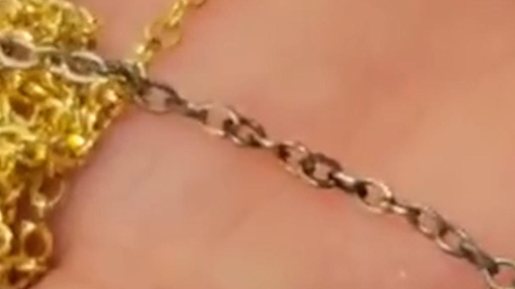 福州女子稱買到假黃金項鏈，周大福：顧客因個人保管原因致產品被調換