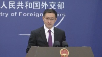 日本稱首次發現中國兩艘航母在太平洋海域活動，外交部回應