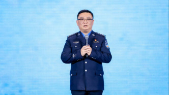 法醫(yī)秦明：網(wǎng)絡(luò)名人要成為“活水源”“風(fēng)向標(biāo)”“潤(rùn)滑劑”