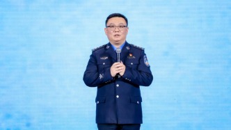 法醫秦明：網絡名人的筆和鏡頭，應解剖真相、傳遞正義