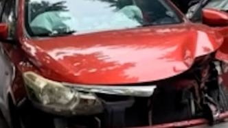 轎車送去保養被開走撞報廢，店家：由交通事故肇事方擔責