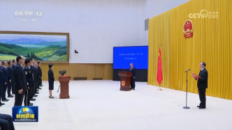 國務(wù)院舉行憲法宣誓儀式，李強(qiáng)總理監(jiān)誓