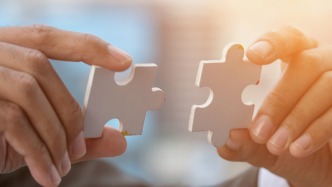 又有地方推行“大科室”改革：甘肃庆阳市直13个系统精简科室57个