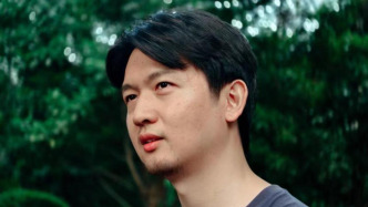 言短意長｜電商正置劉楚昕于尷尬境地