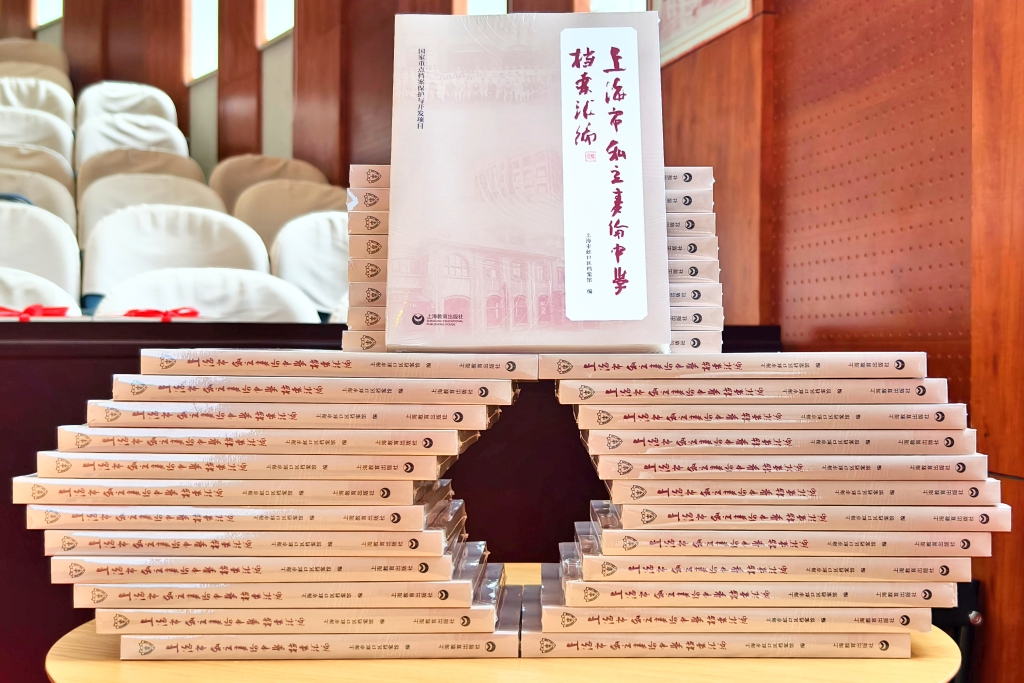 从麦伦中学21卷档案，解锁百年校史中红色基因和文学脉络