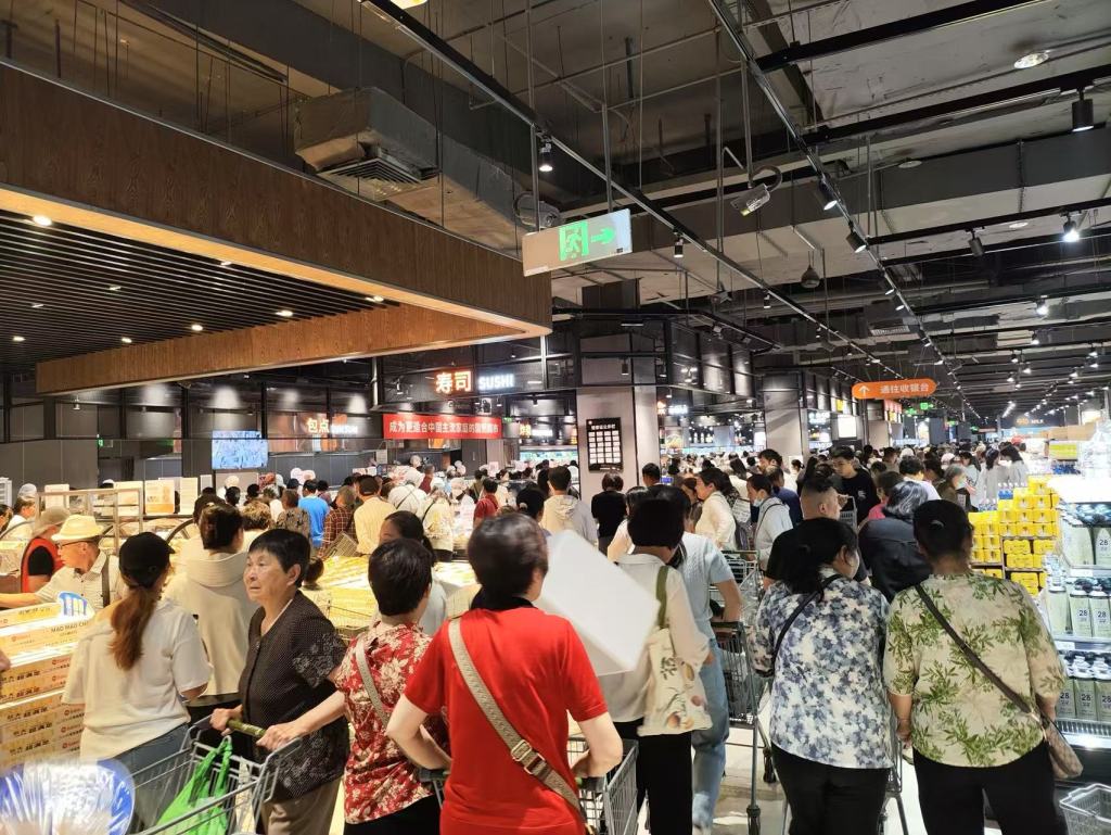 永辉超市迎来调改100店：满三个月基本都可实现盈利，明年6月前完成所有调改