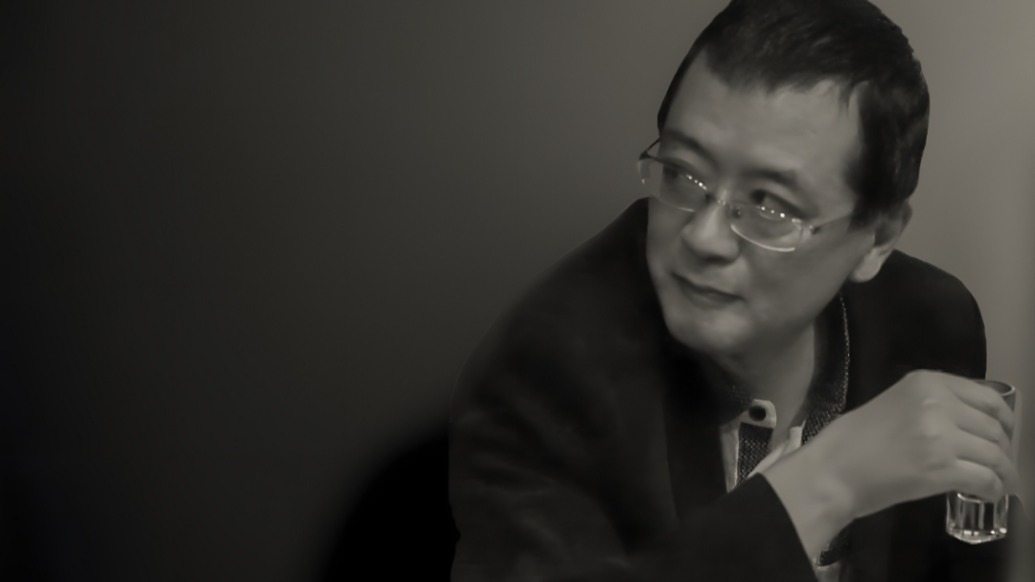 詩(shī)人甘偉去世,來(lái)聽40年前他寫的《黃梅雨季》